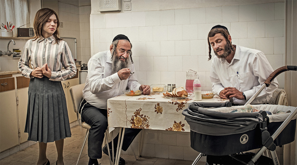 A promotional image for Shitsel (Ohad Romano/Netflix)