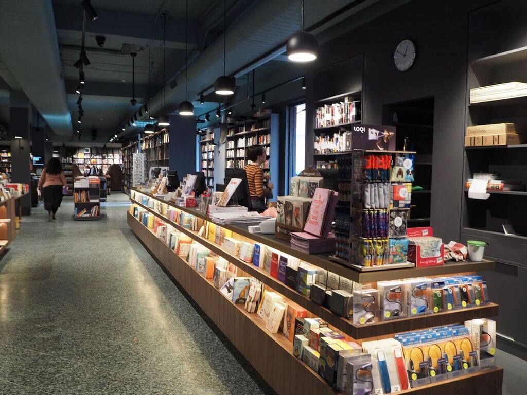 A photograph of the new Readings store in Carlton