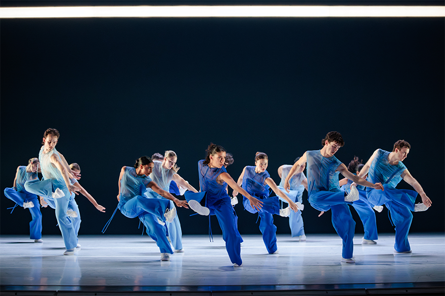 SECOND Continuum Somewhere between) ten and fourteen Sydney Dance Company credit Daniel Boud 021