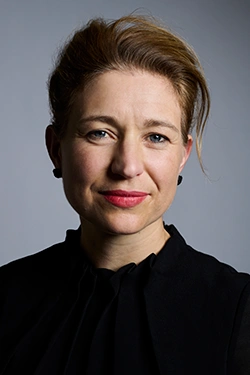 Georgina Arnott (photograph by Brent Lukey)