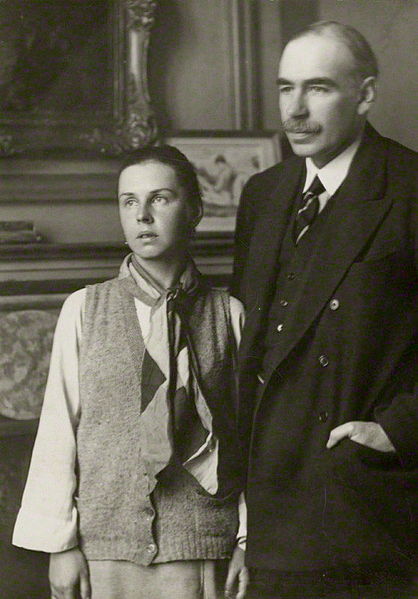 Lydia Lopokova and Keynes 1920s photo by Walter Benington via wikimedia commons