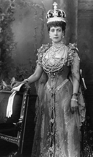 Queen Alexandra wearing the Kohinoor in her coronation crown 9 August 1902