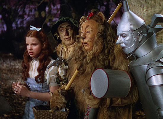 Judy Garland Ray Bolger Jack Haley Bert Lahr in The Wizard of Oz 1939 Warner Home Videos