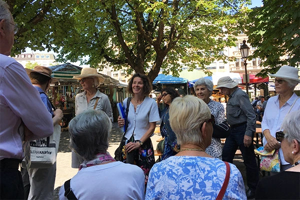 A walking tour through Munich.