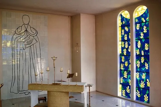 ewington_matisse_chapel_Michel_Baret_and_Gamma-Rapho_via_Getty_Images.jpg