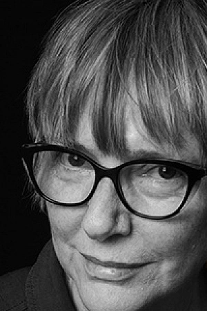 Shelley Stenhouse 