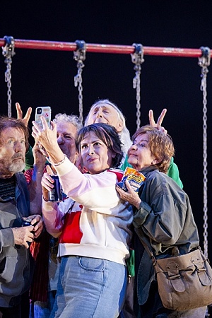 Robert Menzies, Richard Piper, George Shvetsov, Pamela Rabe, Genevieve Picot (photograph by Pia Johnson)