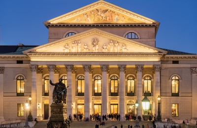 Exterior of the National Theatre, Munich, 2017 (image from Wikimedia Commons).