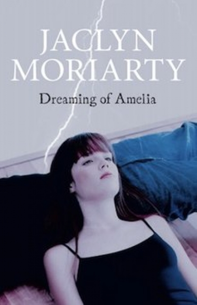 Agnes Nieuwenhuizen reviews &#039;Dreaming of Amelia&#039; by Jaclyn Moriarty