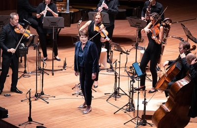 Catherine Carby and the Australian Chamber Orchestra (photograph by Nic Walker) 