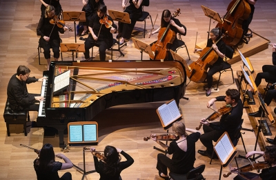 Photograph by Lucien Fischer and courtesy of Melbourne Chamber Orchestra.