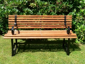 &#039;On the Park Bench&#039; by Edmund Campion
