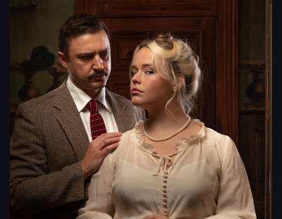 Lucy Payne as Bertha Rowan and Doug Lyons as Richard Rowan (photograph courtesy of Jody Jane Stitt and Mark Harper).